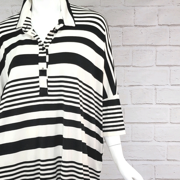 Alembika Oversized Boxy Top Blk/Wht Size: Medium - Picture 2 of 5